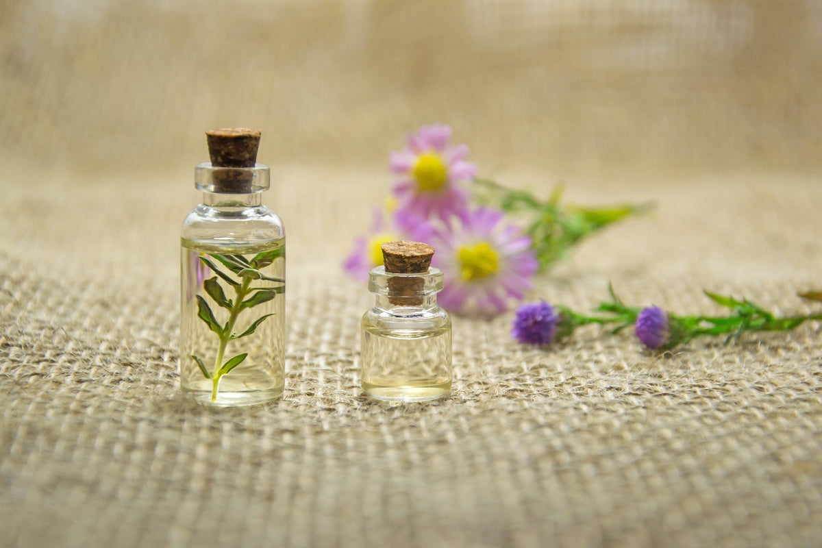 Essential Oils & Aromatherapy